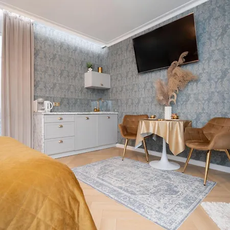 Gold Apartments Jacuzzi Room Częstochowa Eksteriør bilde