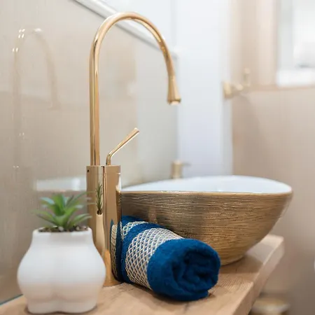 Gold Apartments Jacuzzi Room Częstochowa Eksteriør bilde