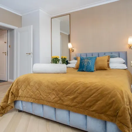 Gold Apartments Jacuzzi Room Częstochowa Eksteriør bilde